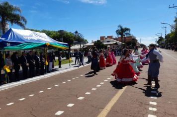 Foto - Desfile Cívico Farroupilha realizado em Bozano