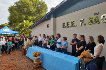 Foto - Dia de Campo marca encerramento de mais uma fase do projeto Flores para Todos