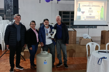 Foto - 17º CONCURSO ARTESANAL DO VINHO DE BOZANO! CONFIRA AS FOTOS