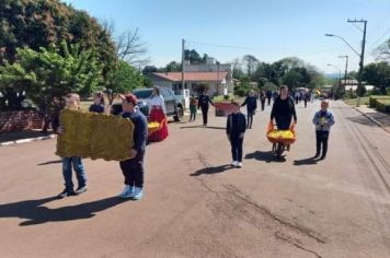 Foto - Desfile Cívico Farroupilha realizado em Bozano