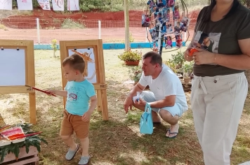 Foto - Mostra do Cotidiano e Dia da Família, na EMEI de Bozano.
