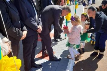 Foto - Desfile Cívico Farroupilha realizado em Bozano