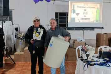 Foto - 17º CONCURSO ARTESANAL DO VINHO DE BOZANO! CONFIRA AS FOTOS