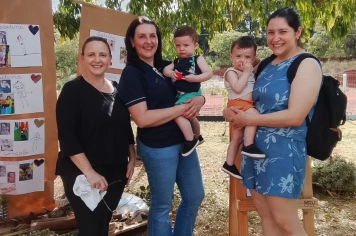 Foto - Mostra do Cotidiano e Dia da Família, na EMEI de Bozano.