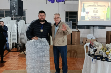 Foto - 17º CONCURSO ARTESANAL DO VINHO DE BOZANO! CONFIRA AS FOTOS
