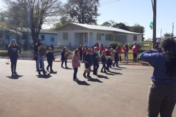 Foto - Desfile Cívico Farroupilha realizado em Bozano