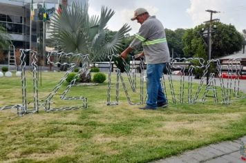 Foto - Montagem ornamentação e iluminação de Natal