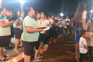 Foto - Papai Noel chegou e teve emoção em frente a prefeitura