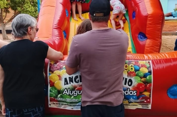 Foto - Mostra do Cotidiano e Dia da Família, na EMEI de Bozano.