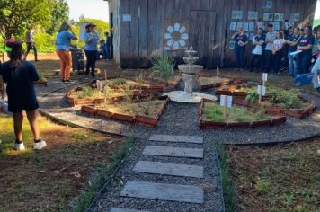 Foto - Dia de Campo marca encerramento de mais uma fase do projeto Flores para Todos