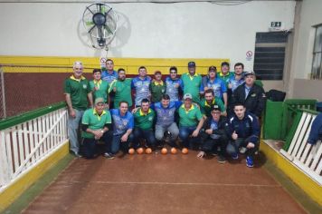 Foto - Conhecidos os campeões da Bocha em Bozano