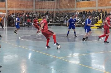 Campeonato municipal de Futsal teve início na sexta-feira com quatro jogos