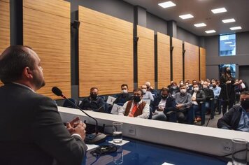 Prefeito Casagrande refere como esclarecedor encontro da Famurs que discutiu extinção de municípios
