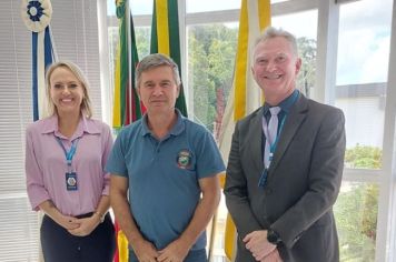 Gerentes do Banrisul realizam visita ao Gabinete do Prefeito