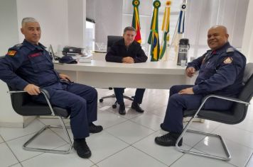 Prefeito recebe integrantes do comando do Corpo de Bombeiros de Ijuí