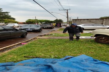 Casas são destelhadas por temporal