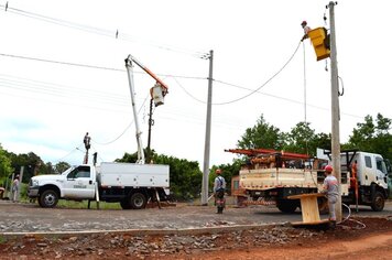 Alteração na rede de energia elétrica trifásica de Bozano chega na etapa final