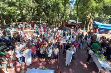 Missa da Mata dos Costa Beber reúne centenas de pessoas