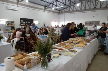 Café Colonial em homenagem ao Dia das Mães.