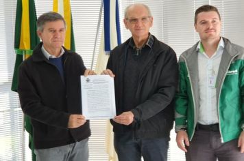 Prefeitura firma parceria com Sicredi para depósito da folha de pagamento dos servidores de Bozano