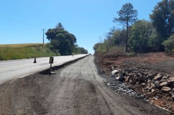 Seguem as obras de construção da terceira pista da BR-285 no acesso ao distrito de Vila Salto
