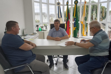 PREFEITO DECRETA SITUAÇÃO DE EMERGÊNCIA  DEVIDO ESTIAGEM.