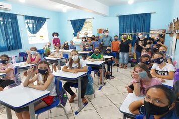 Prefeito visita escola municipal