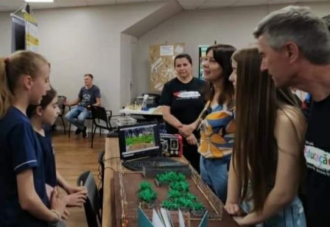 O protagonismo de Crianças e Professores na mostra MoEduCiTec da Unijuí