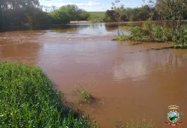 Quatro pontes seguem bloqueadas em Bozano