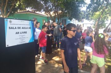 Foto - Inauguração da Sala de Aula ao Ar Livre da Escola Municipal Fundamental Pedro Costa Beber