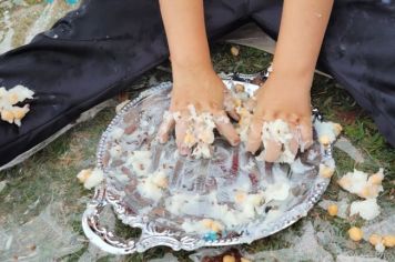 Foto - Na semana que passou a EMEI Bozano, realizou atividades diferenciadas com as turmas, alusivas à Semana Mundial do Brincar. 