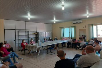 Equipe de saúde avalia retomada de atividades pós pandemia